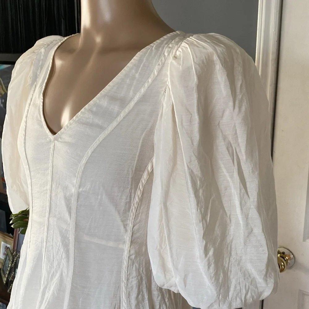Vestique Miranda nwt dress kb